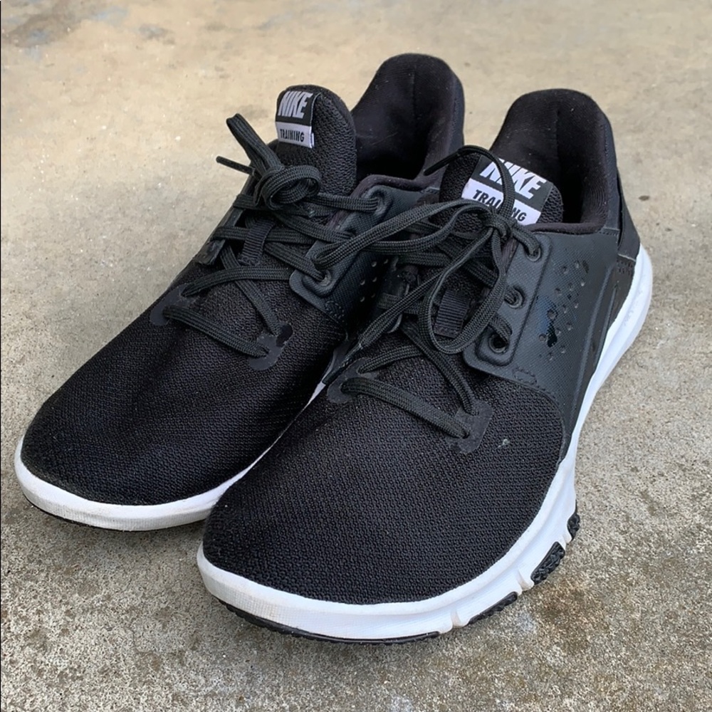 Kids Nike Flex training shoes black and white